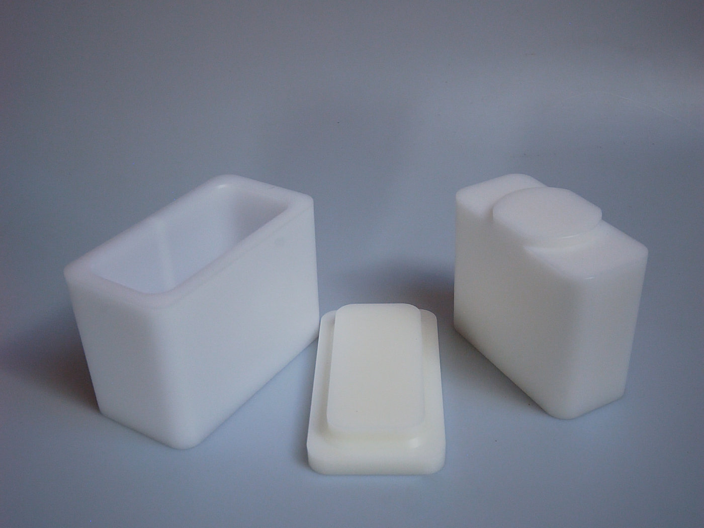 An Ekmold single-cavity mould.